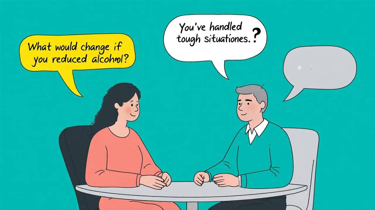 Terapeut a klient v rozhovoru, nad nimi bubliny s otevřenou otázkou, afirmací a souhrnem.